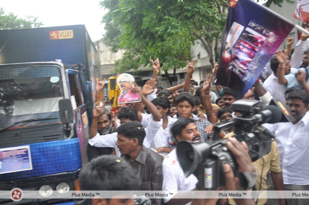 Flag Off ceremony of Rajini Rasigan Express - Pictures | Picture 133121